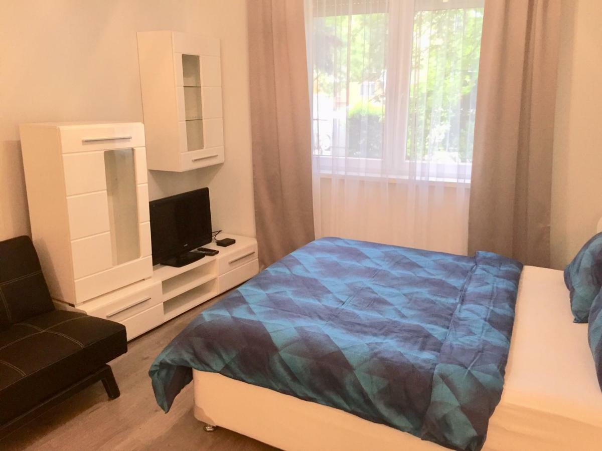 Miracle Apartman Sarvar Lägenhet Exteriör bild